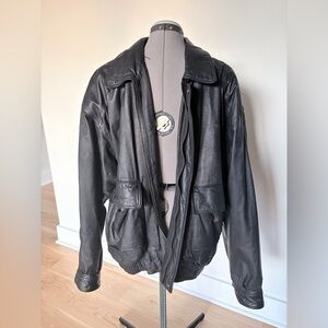 VTG Winlit black leather jacket